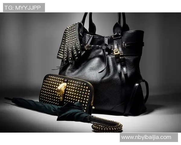 足球球星挂链：个性化潮流配饰引领运动风尚新趋势