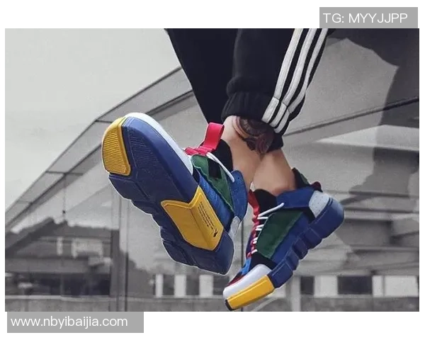 足球球星短T设计潮流解析 穿上偶像同款展现个性魅力