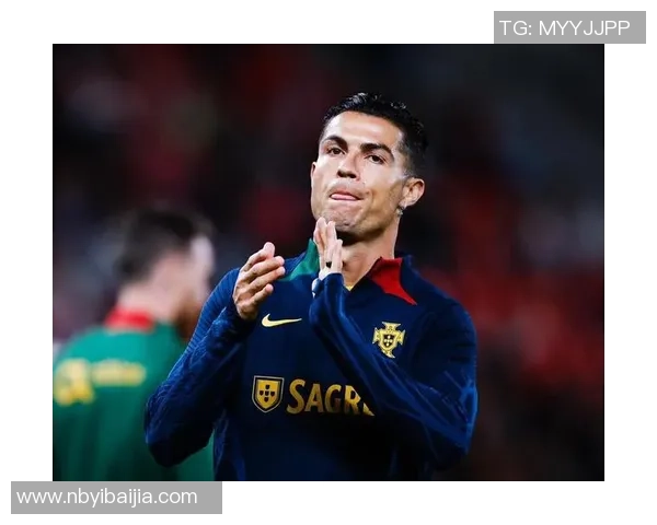 足球球星自拍视频曝光展现赛场外真实生活瞬间