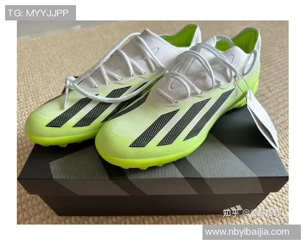 黄喜灿球场表现引关注 解析他穿着的足球鞋技术与设计特点